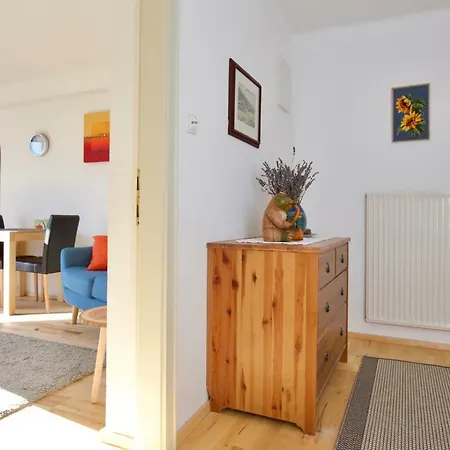 Monika Knoflach * Innsbruck